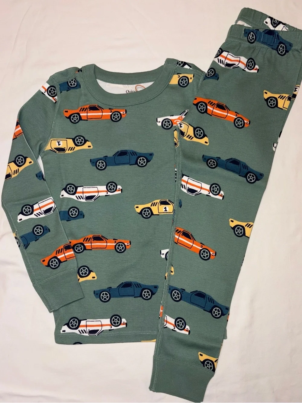 Quince pajama set featuring a vintage race car print sz 4T NWT